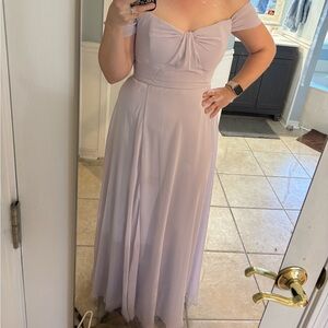 Women’s Dessy Collection Off-Shoulder Lilac Floor Length Gown Bridesmaid Size 12